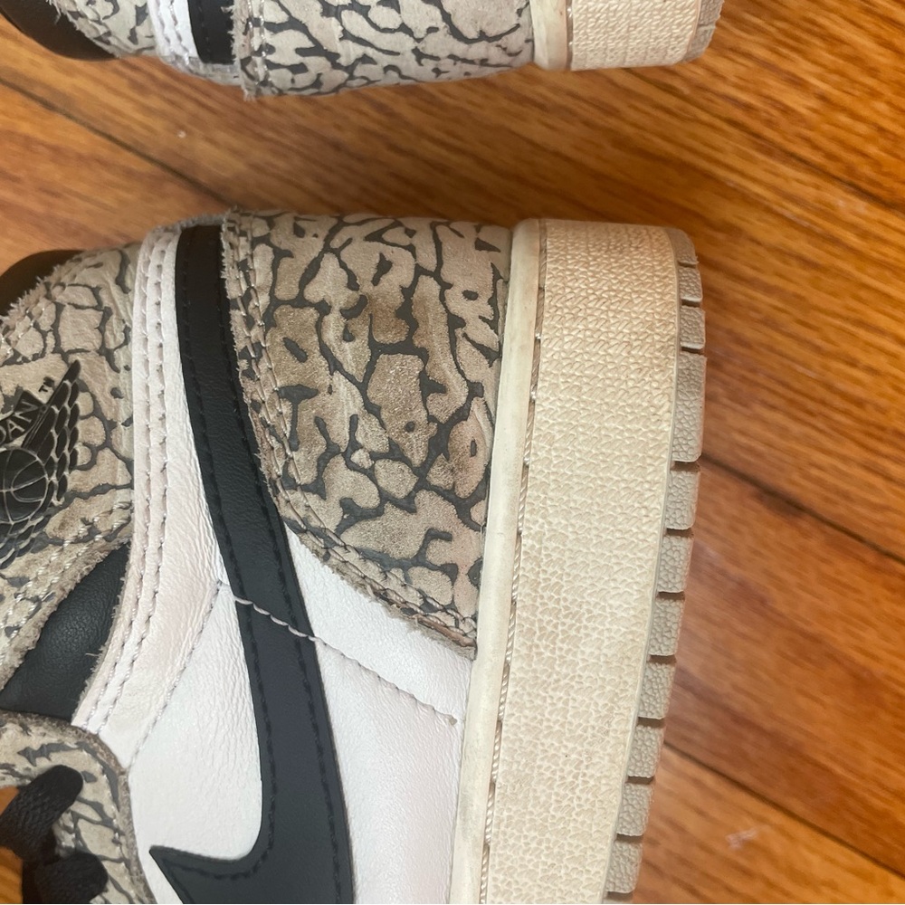 Nike Air Jordan 1 Retro High OG White Cement Size Youth 3.5 - Picture 9 of 10